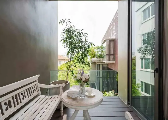 Villa Luxury Modern Pool Jacuzzi 5br Thonglor *