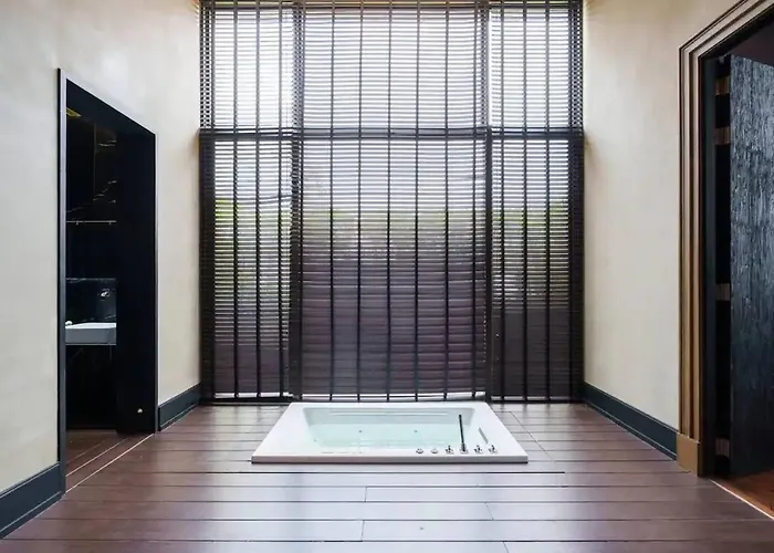 Luxury Modern Pool Jacuzzi 5br Thonglor * Bangkok